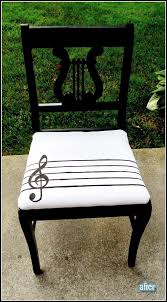Pin By Pamelamamos On Music Stuff Music Room Decor Music Decor Music Room