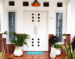 Berikut contoh pintu depan rumah minimalis yang dapat anda ditiru untuk hunian tampilan modern milik anda. Gambar Model Pintu Rumah Minimalis Elegan Anidraw