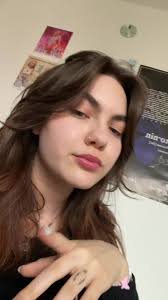 Madeline Juno: Neue Musik, die bewegt