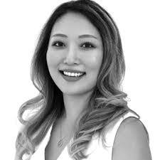 Karla Moon's Instagram, Twitter & Facebook