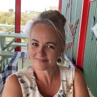 60+ "Diane Busch" profiles