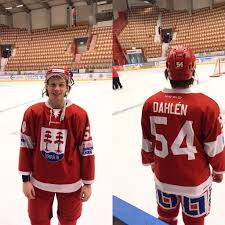 Vi tik:are är för evigt infångade i lidande och ångest. Timra Ik Ar Twitter Imorgon Tar Vi Emot Almtuna I Detta Lackra Reklamfria Matchstall Till Forman For Barncancerfonden Kop Din Biljett Pa Https T Co Ej99jire8j Https T Co Rpqg23jst5