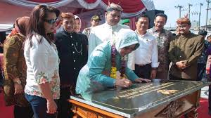 Smp4, smp 4, smp negeri 4, smpn 4 surabaya, tanjung anom, aurora, toko nam, presiden, yamaha music, blauran, ketandan, siola, sarinah, genteng. Diresmikan Walikota Smp Negeri 54 Bakal Jadi Sekolah Kawasan Surya