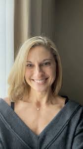 Kellie Lowry's Instagram, Twitter & Facebook