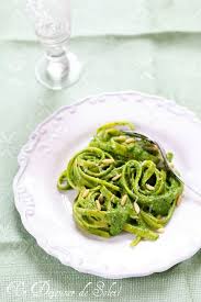 Pates Au Pesto D Herbes Pousses D Epinards Et Roquette Pate Pesto Recettes De Cuisine Pesto Vert