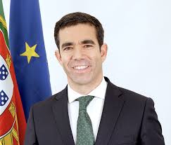 Voices, choices and leadership: a tipping point for Europe?