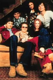 The actor played steven hyde in that '70s show between 1998 and 2006 and starred in the netflix comedy the ranch before he was fired in 2017. Bild Zu Danny Masterson Die Wilden Siebziger Bild Ashton Kutcher Danny Masterson Laura Prepon Mila Kunis Topher Grace Filmstarts De