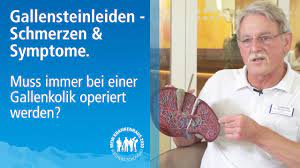 Die beschwerden einer gallenkolik äußern sich vor allem durch heftige schmerzattacken im oberbauch, die durch gallensteine in der gallenblase ausgelöst wird. Gallenstein Schmerzen Und Symptome Muss Bei Einer Gallenkolik Operiert Werden Youtube