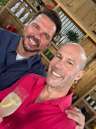 An island adventure is just what we all need to start the New Year and  Ainsley Harriott has the answer. Ainsley's Taste of The Bahamas will bring  sunshine and joy to the