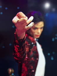 Mit dem notarztwagen ins hospital: Michael Jackson Madame Tussauds Berlin