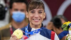 La talaverana Sandra Sánchez pierde un precioso objeto y pide ayuda para  encontrarlo