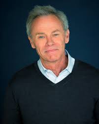 Happy Birthday to @lilybrooksobriant ! Drop your best birthday wishes in  the comments! 🧁