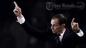 Cara memainkannya adalah pemain harus bisa melempar bola ke lawan melewati net tanpa menggunakan tangan, alias hanya boleh menggunakan. Massimiliano Allegri Marah Marah Dan Katakan Sepak Bola Adalah Olahraga Bodoh Untuk Orang Pintar Tribun Manado