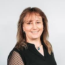 Michelle Tripp's Instagram, Twitter & Facebook