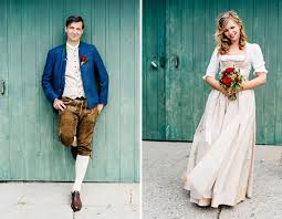 Susse Hochzeit In Tracht Auf Einem Weingut In Osterreich Dirndl Hochzeit Hochzeitstracht Braut Dirndl