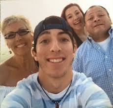 Mary Rincones (@rincones_mary)