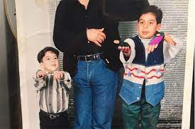 كانت تساعدني كثيرا وانفصالنا أثر. ØµÙˆØ±Ø© Ù†Ø§Ø¯Ø±Ø© ØªØ¬Ù…Ø¹ Ø£Ø¨Ù†Ø§Ø¡ Ø§Ù„ÙÙ†Ø§Ù† ÙƒÙ…Ø§Ù„ Ø£Ø¨Ùˆ Ø±ÙŠØ© ÙˆÙ…Ø§Ø¬Ø¯Ø© Ø²ÙƒÙŠ