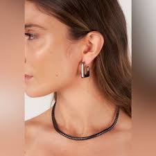 melania Clara Necklaces for Women