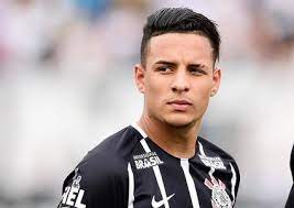 Stats de carrière (apparitions, buts, cartons) et historique de transfert. Guilherme Arana Guilherme Antonio Arana Lopes Atletico Mineiro