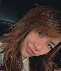 Moment romantis amasya manganang melepas masa lajangnya. Dulu amasya  mangana sebagai tuan putri, Tapi sekarang sebagai tuan putra. Semoga awet  terus hingga kakek nenek.