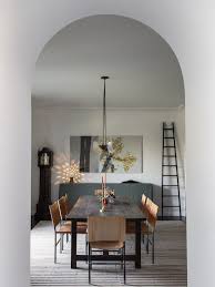 Whether it's a bit of gossip over coffee or an animated debate over dinner, the best dining rooms have staying power. Must See Photos Of A Gorgeous Los Angeles Home For A Young Family Home Decor Dining Room Remodel Reath Design