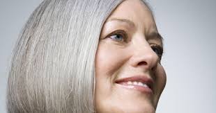 Les plus connues sont les colorations permanentes. Comment Prendre Soin De Ses Cheveux Blancs Doctissimo