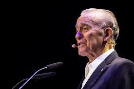 Astronautas: Muere Walter Cunningham, último superviviente de la misión que  preparó la llegada del ser humano a la Luna