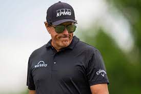 — phil mickelson (@philmickelson) september 14, 2020. Phil Mickelson Changes His Mind Accepts Exemption To Us Open The Boston Globe