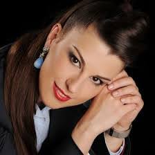 Ana Miric's Instagram, Twitter & Facebook