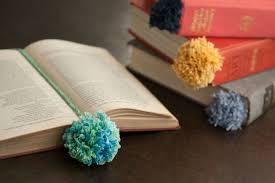Cara membuat pembatas buku tempel coretannya lianty putri tutorial membuat bookmark pembatas buku anyam versi 2. Buatmu Yang Suka Baca Novel Atau Buku 12 Kreasi Pembatas Buku Ini Bisa Jadi Teman Barumu
