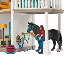 schleich horse club grosser pferdehof mit wohnhaus und stall galeria karstadt kaufhof pferdehof schleich pferdehof wohnhaus