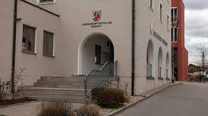 Demnächst kostenlose wettervorhersage für 10 und 15 tage Corona Hotspot Landkreis Muhldorf Kundigt Strengere Regeln An Br24
