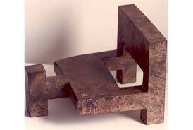 Eduardo Chillida Gnomon Ii Beeldhouwen Beeldhouwkunst Beeldhouwwerk