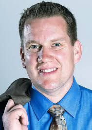 Low faces 2 Democrats in 2021 Snohomish County Council race