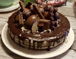 Im inneren verstecken sich weiße schokolade, marzipan, schokokuss, erdbeeren und eine backe backe kuchen. Dickmanns Archive Chaos Konfetti