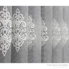 Genellikle bir tül perdenin hangi sıcaklıkta ve hangi programda yıkanması gerektiği gibi bilgiler etiketinde yer almaktadır. Tul Perde Temizliginde Puf Noktalar Ve Temizlik Sirlari Decobaz