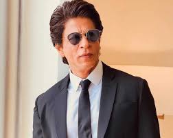 शाहरुख खान क्यों करते हैं अपनी आधी उम्र की एक्ट्रेस संग काम, किंग खान ने  बताई वजह | shahrukh khan revealed the reason why he works with girls half  his age