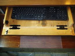 Best reviews guide analyzes and compares all keyboard trays of 2021. How To Make A Keyboard Tray Out Of A Desk Drawer Techsmartest Com