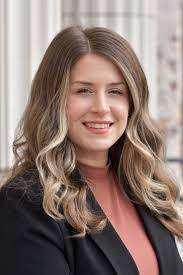 Bethany Cole's Instagram, Twitter & Facebook