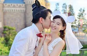 先輩花嫁 ayaka xx05 の洋装前撮りの写真まとめ ウエディングニュースブライズ 花嫁 ウェディング ディズニー ウエディング 前撮り