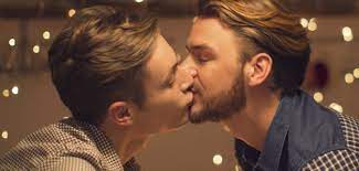French Kissing Is a Throat Gonorrhea Risk Factor for Gay and Bi Men - POZ