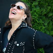 Kellie Fuller performs in Napa Valley concert with Mike Greensill