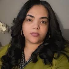 Tania Tyler's Instagram, Twitter & Facebook