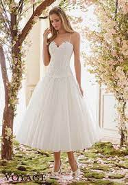 A wedding dress is as important as a wedding ceremony itself. Common Mistakes To Avoid Wedding Shopping Made Extremely Easy For Slender And Skinny Brides Here S Why