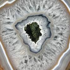 Consecutive Agate Slice #1 – Rockology.net