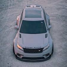 Range Rover Velar Bradbuilds Un Chassis Bas Et Un Enorme Corps Large En 2020 Voiture De Sport Audi Voitures Musclees Vehicule De Luxe