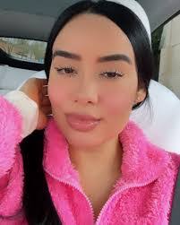 Valencia Morales's Instagram, Twitter & Facebook