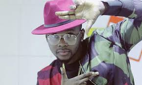 Daniel then recorded and released a remix of woju featuring tiwa savage and davido. El Kiss Daniel Set Up Record Labels Music In Africa