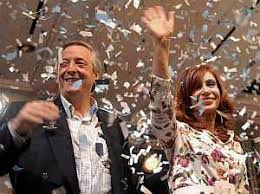 She succeeded her husband, nestor kirchner, who had served as president from 2003 to 2007. Cristina Kirchner Releva A Su Marido Nestor En La Presidencia De Argentina Elmundo Es
