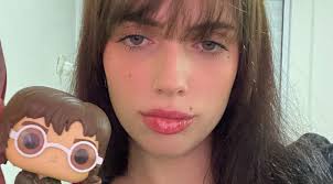 Oasisters: Meet Liam & Noel's 21st Century Female Fan Army